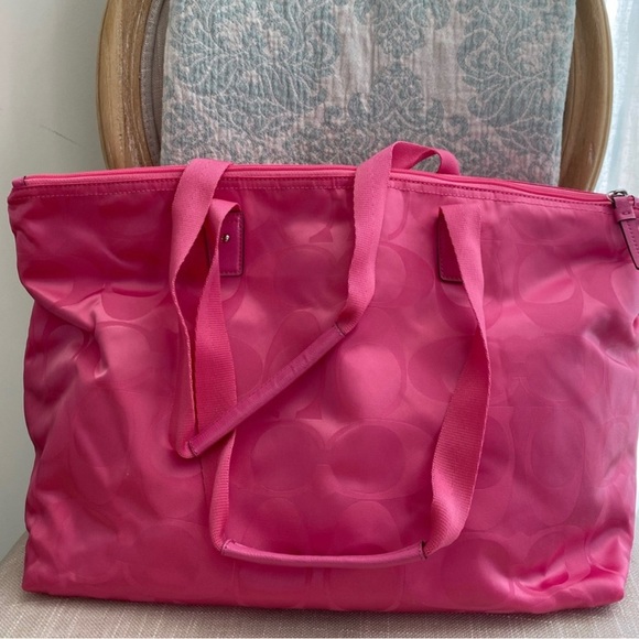 coach signature getaway package nylon weekender bag + nylon makeup bag - Picture 3 of 9